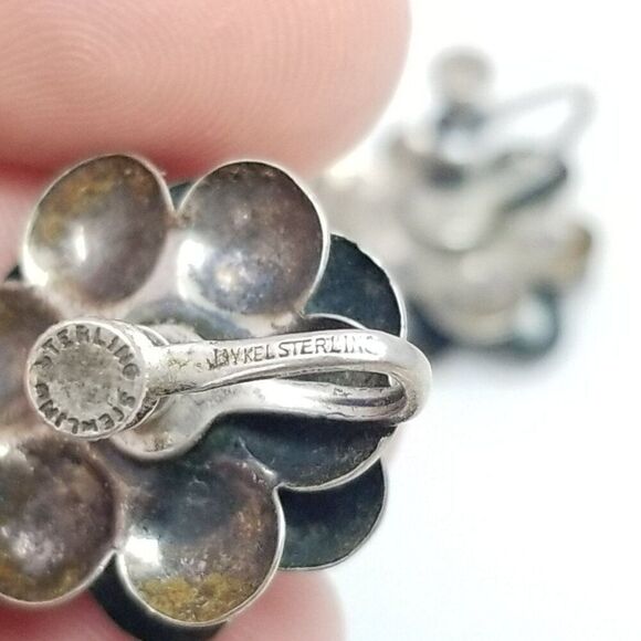 Vintage Jay Kel Sterling Silver Flower Clip On Screw Back Earrings, Signed - Picture 6 of 9